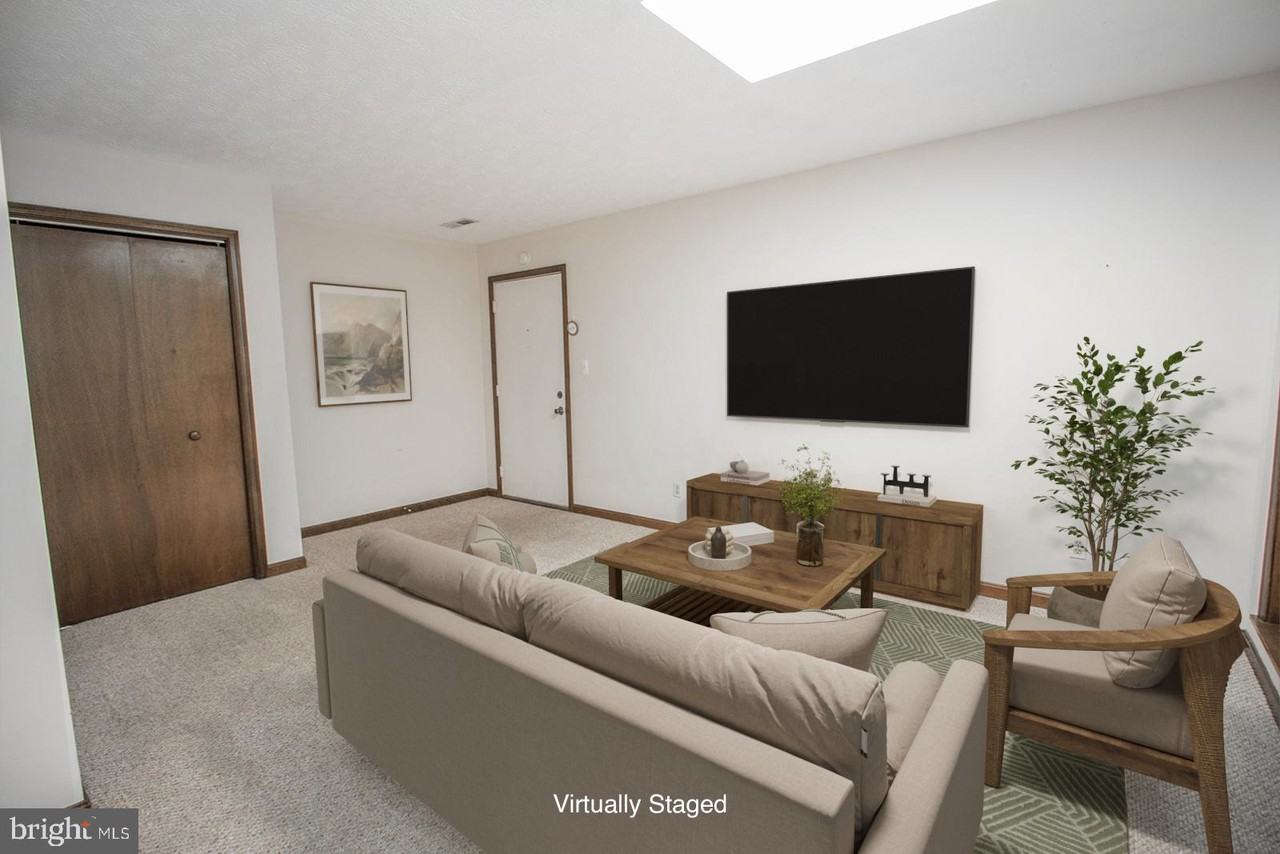 23254 Chestnut Oak Ct ##9-A - Photo 2 of 10