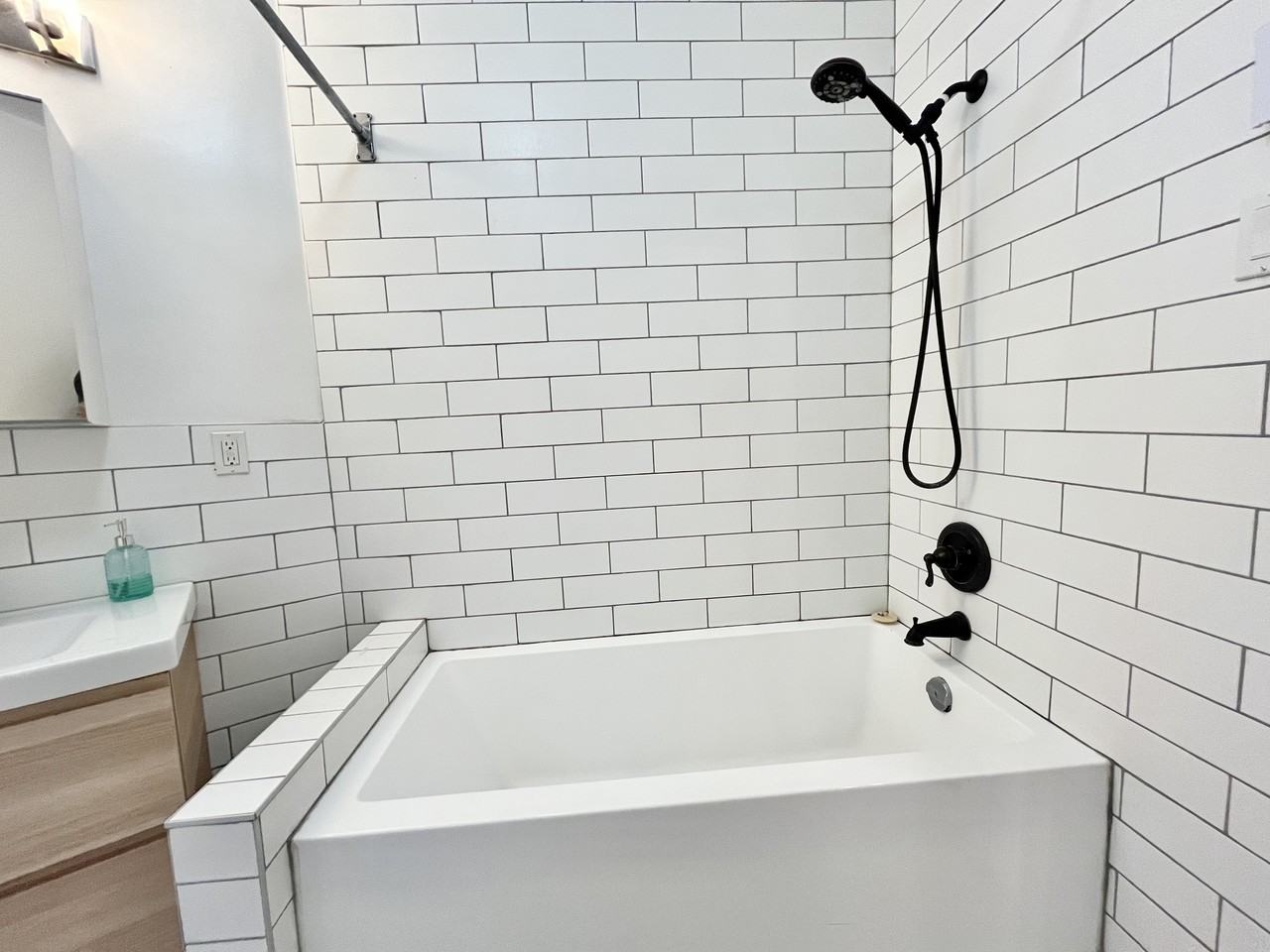 5871 Avenue du Parc #2 - Photo 5 of 21