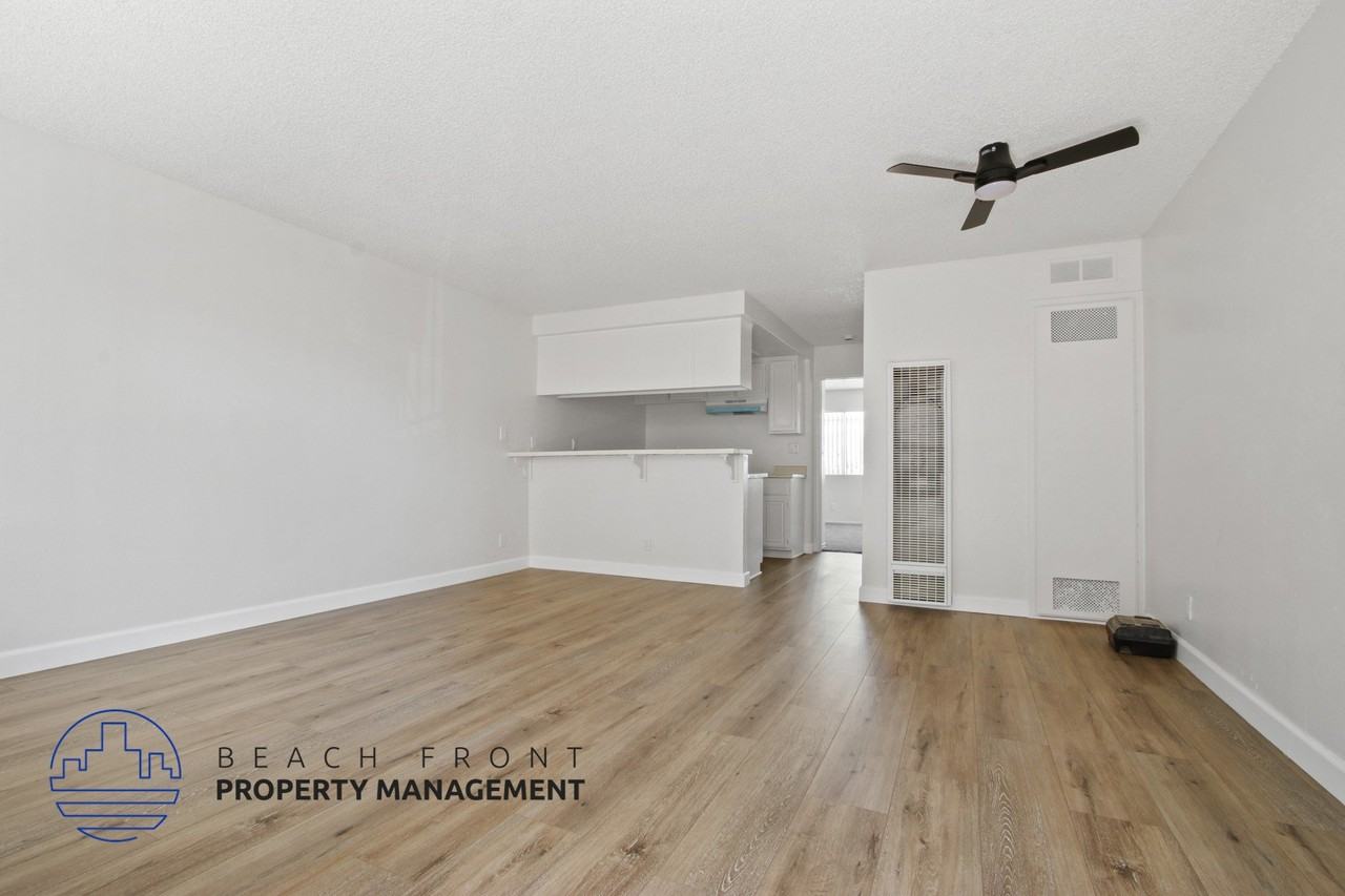 1555-1557 Carson St. - Photo 3 of 15