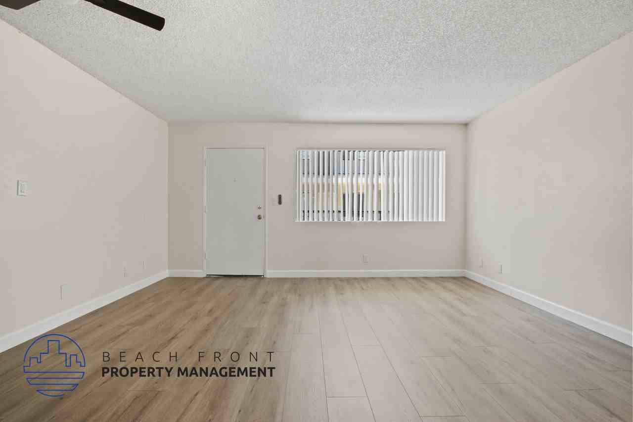 1555-1557 Carson St. - Photo 4 of 15