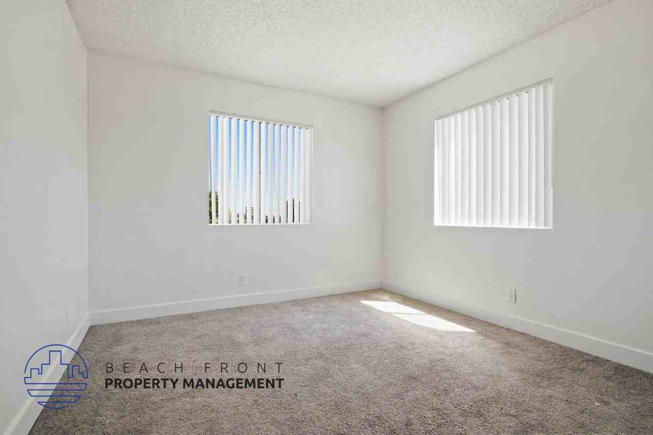 1555-1557 Carson St. - Photo 7 of 15