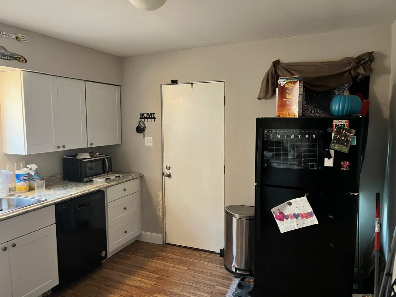 666 Thompson Avenue #6 - Photo 2 of 10