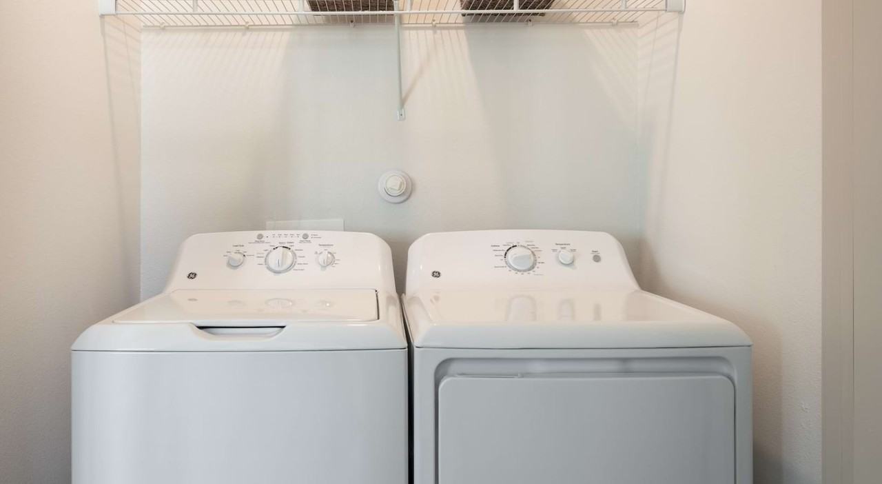 Vastas Vw #01-141 - Photo 3 of 8