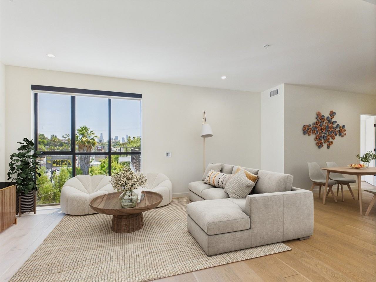 Vica Silver Lake - Photo 6 of 50