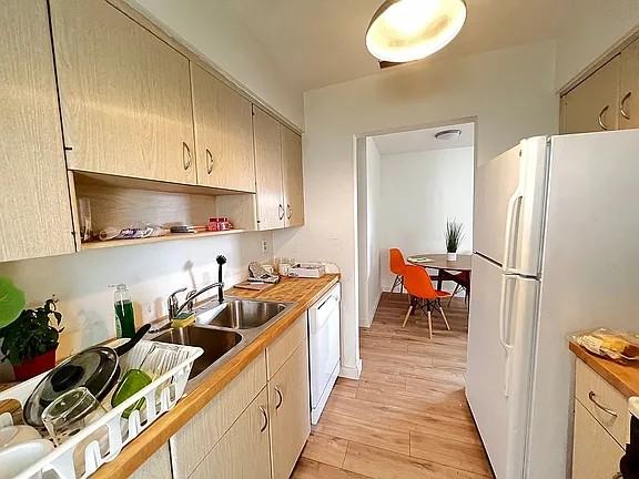 1531 Northeast 51st Street - Photo 2 of 13