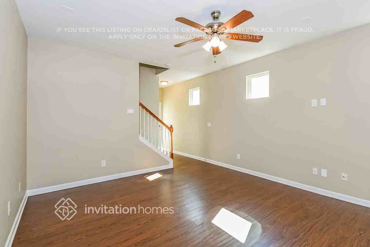 483 Lobdale Falls Dr - Photo 7 of 18