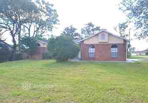 963 Trumbull St - Photo 1 of 1