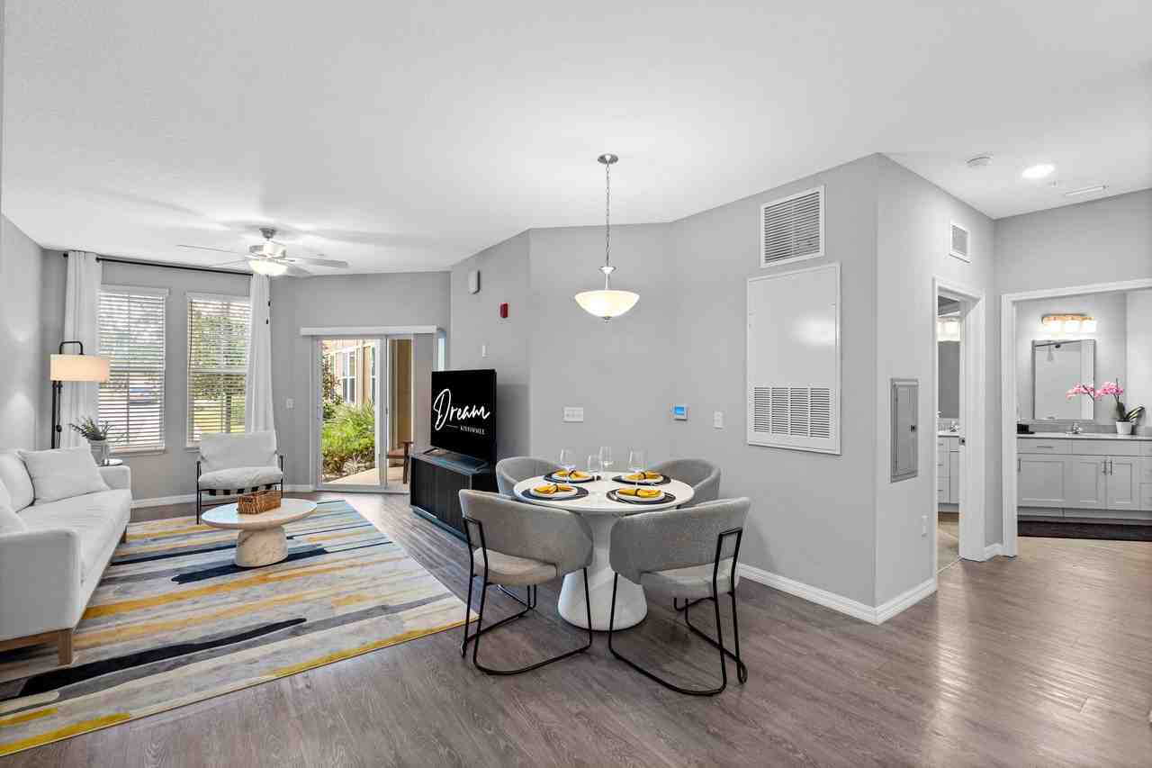 Dream Kissimmee - Photo 4 of 40