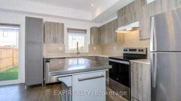 featured image of 16 Haven Ln