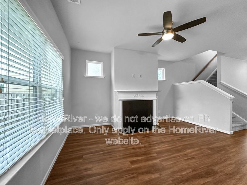 228 Renford Rd - Photo 2 of 18