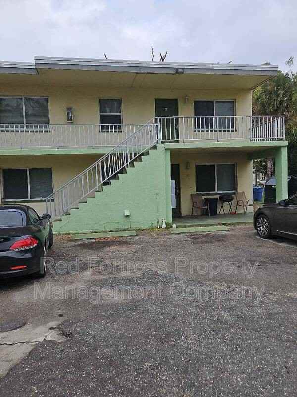 1761 Fowler Street #1