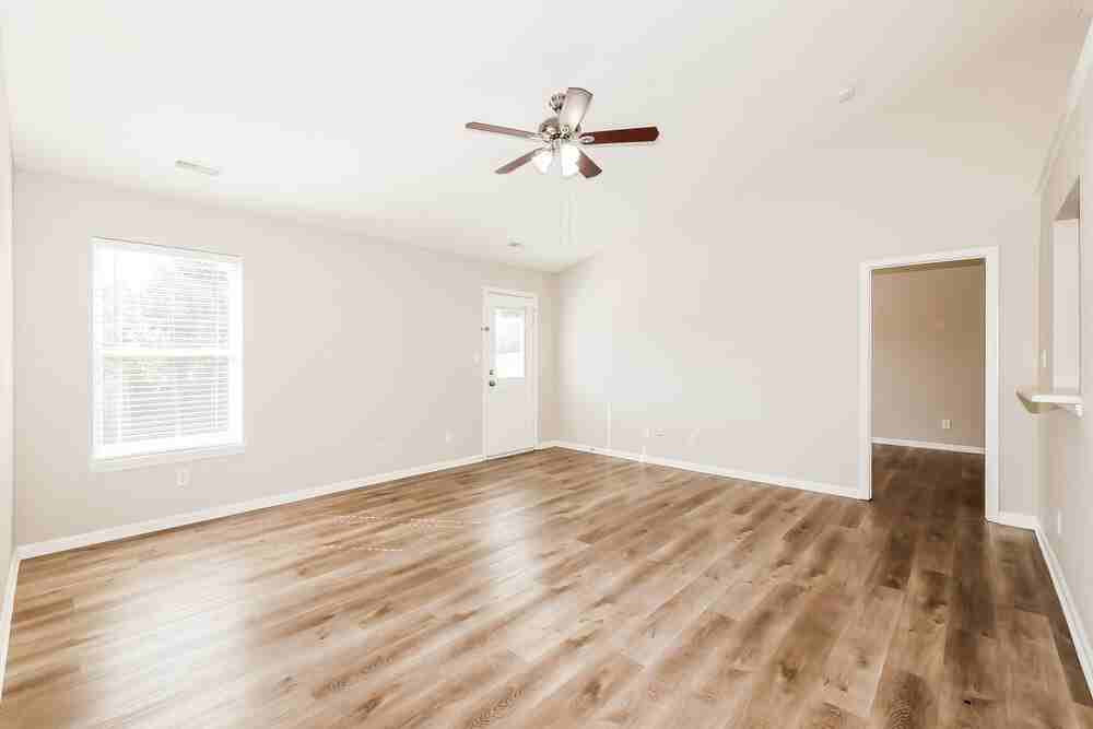 1478 Osprey Way - Photo 4 of 16
