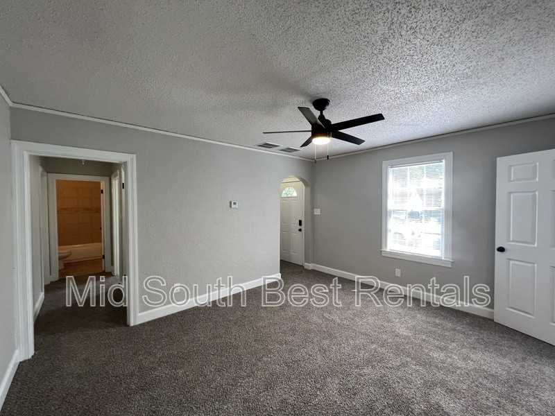 1016 Palermo Ave - Photo 2 of 8