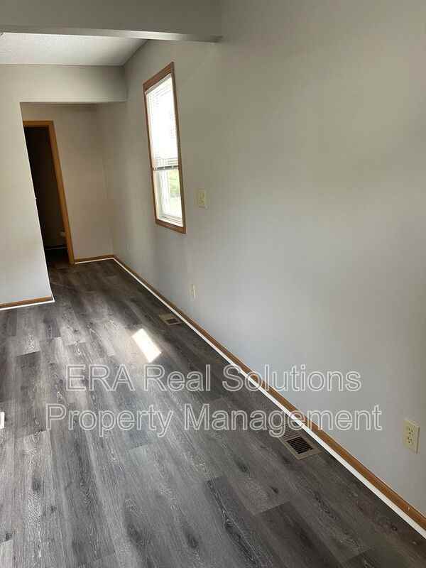 2029 Heritage Dr - Photo 2 of 12