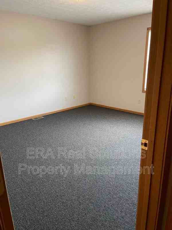 2029 Heritage Dr - Photo 6 of 12