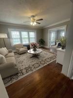 featured image of 3860 Harney St