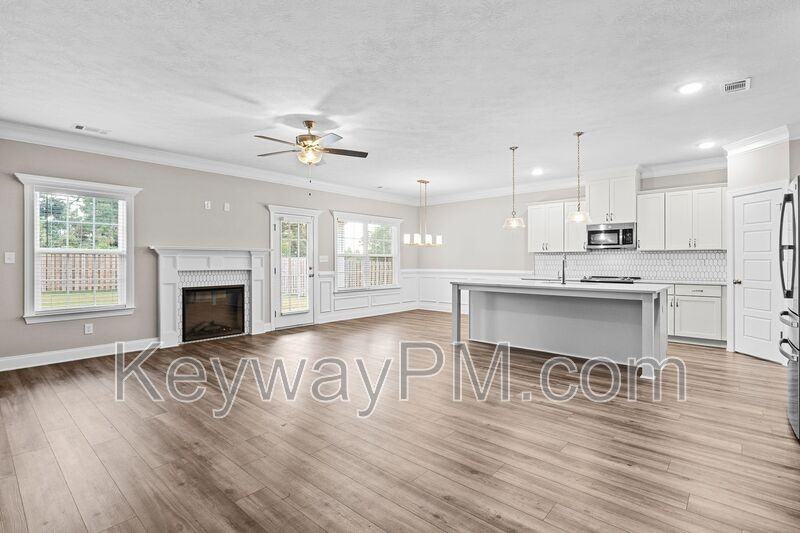 5921 Big Pond Trl - Photo 7 of 39