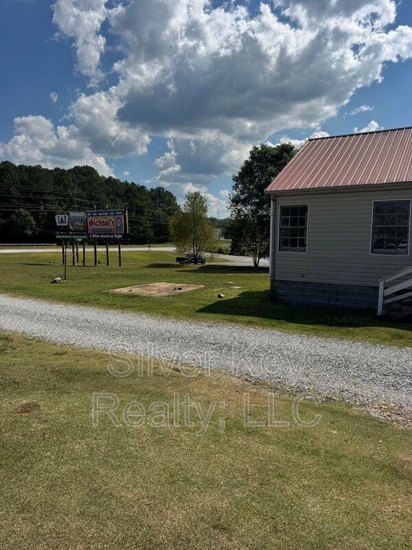 2335 Hwyn - Photo 2 of 13