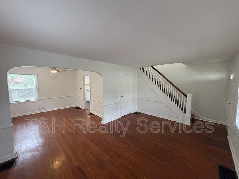 3711 N Pennsylvania St - Photo 6 of 16