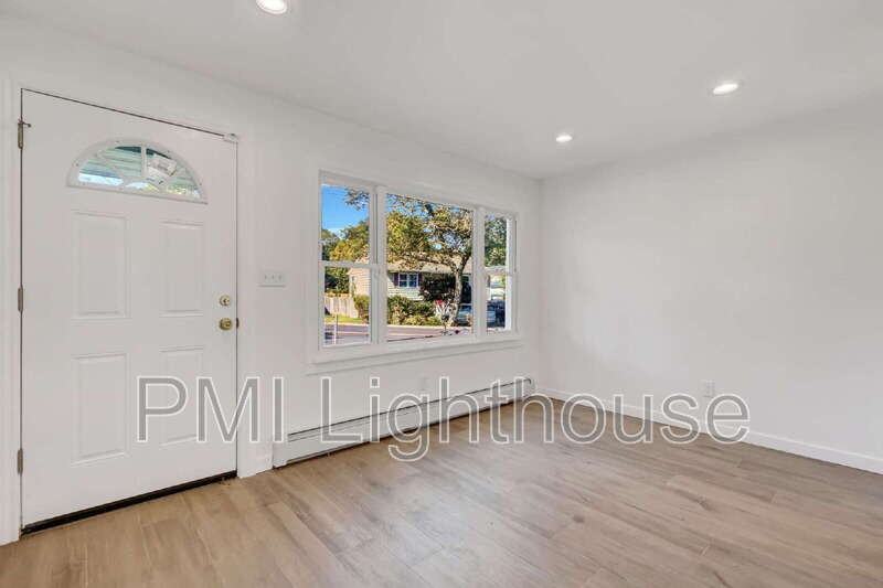 128 Lockwood Ave - Photo 3 of 26