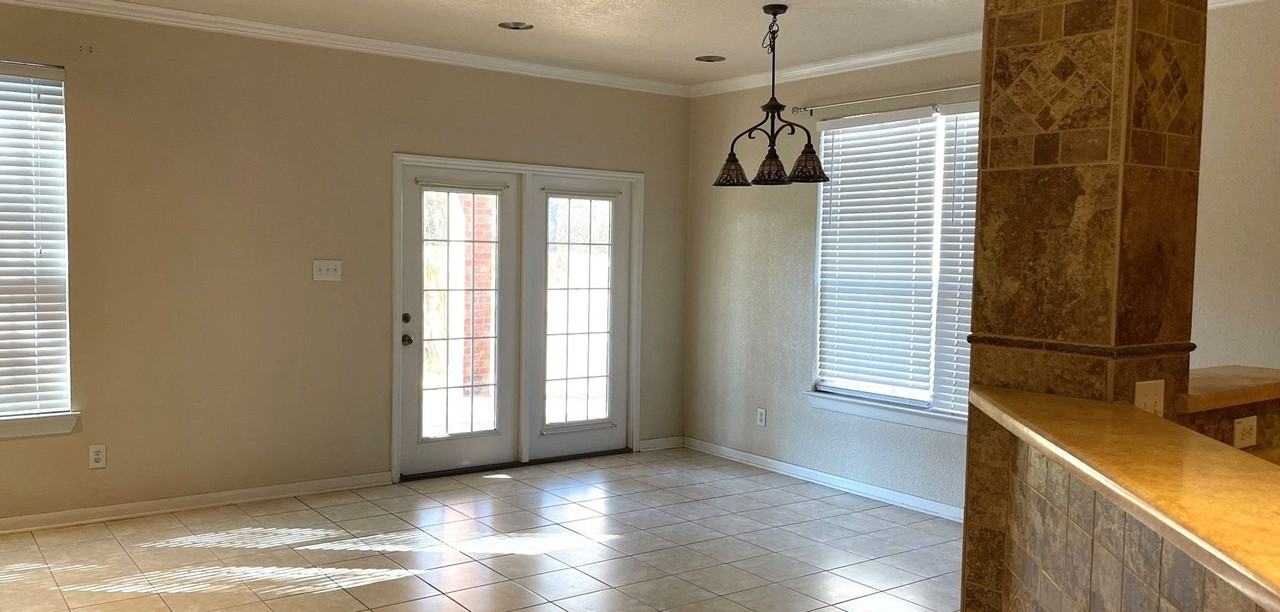 8014 Jalane Park - Photo 7 of 21