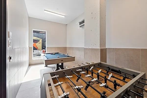 333 Linden Boulevard #6 - Photo 3 of 12