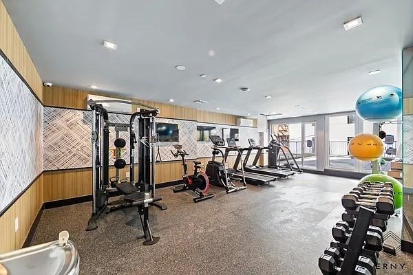 333 Linden Boulevard #6 - Photo 4 of 12