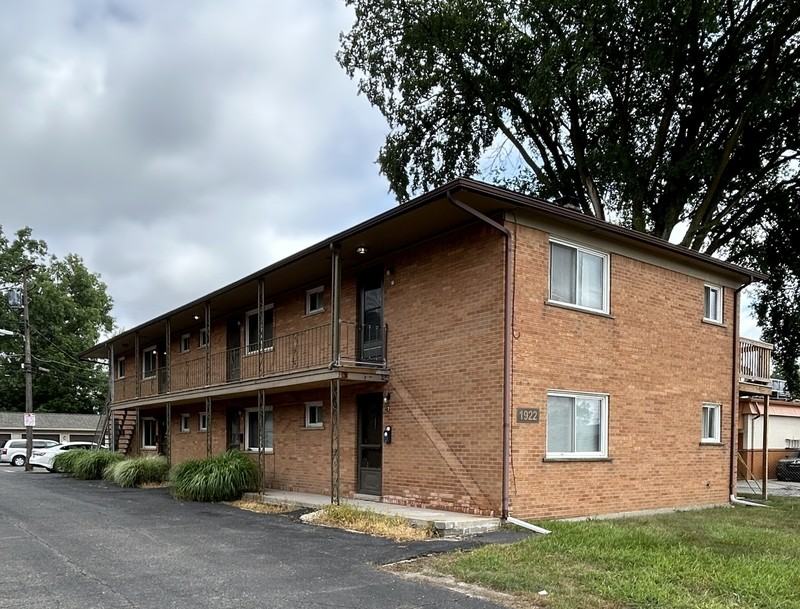 1922 Goddard Road - Photo 2 of 14