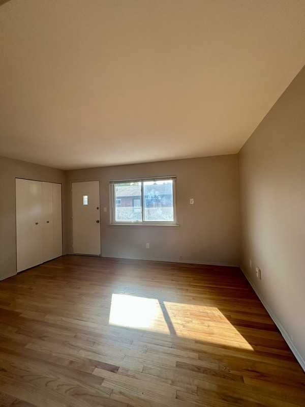 1922 Goddard Road - Photo 5 of 14