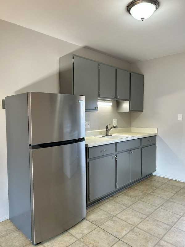 1922 Goddard Road - Photo 6 of 14