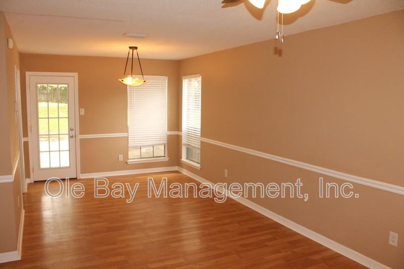 1813 Oakado Dr E - Photo 2 of 8