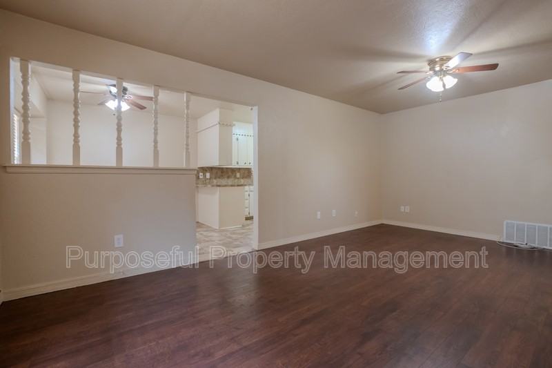 202 Stanton Dr - Photo 7 of 28
