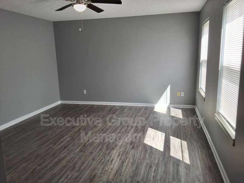 1113 Elizabethtown Road - Photo 2 of 11