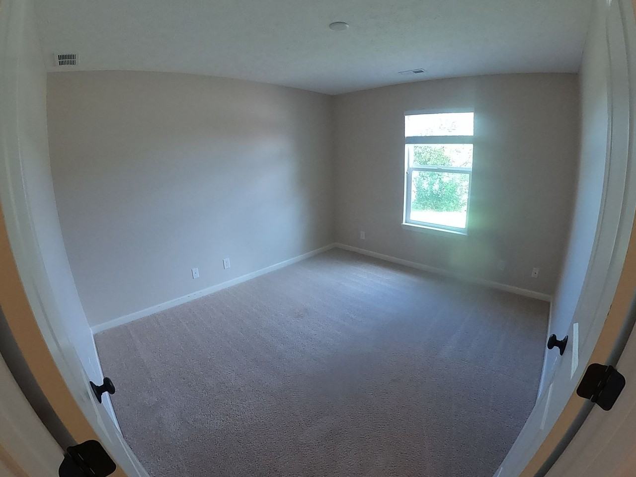 2904 Katmai Ct - Photo 2 of 14