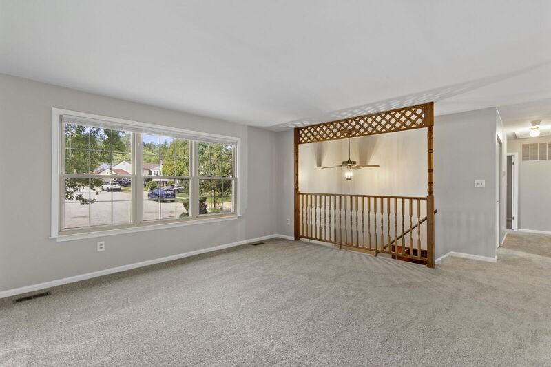 7 Wood Oak Ct - Photo 6 of 31