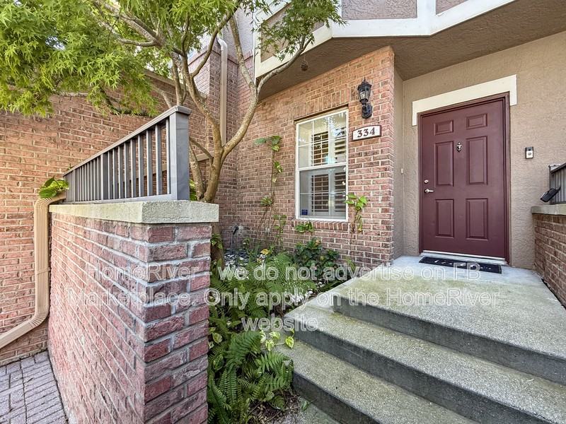 334 E Ashley St - Photo 2 of 21