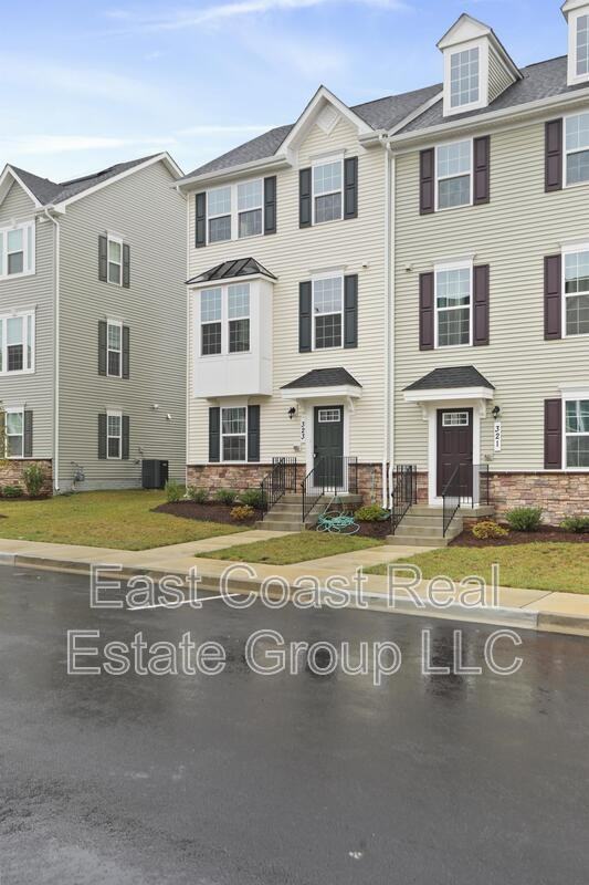 323 Patterson Park Rd - Photo 3 of 35