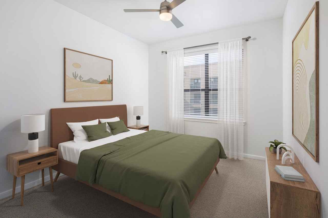 Camden Travis Street - Photo 6 of 37