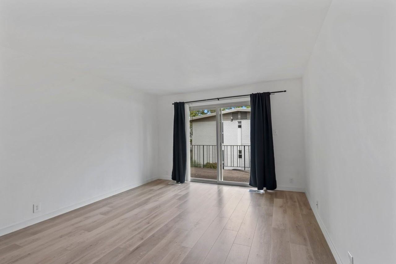 Green Street Apartments - Photo 4 of 29