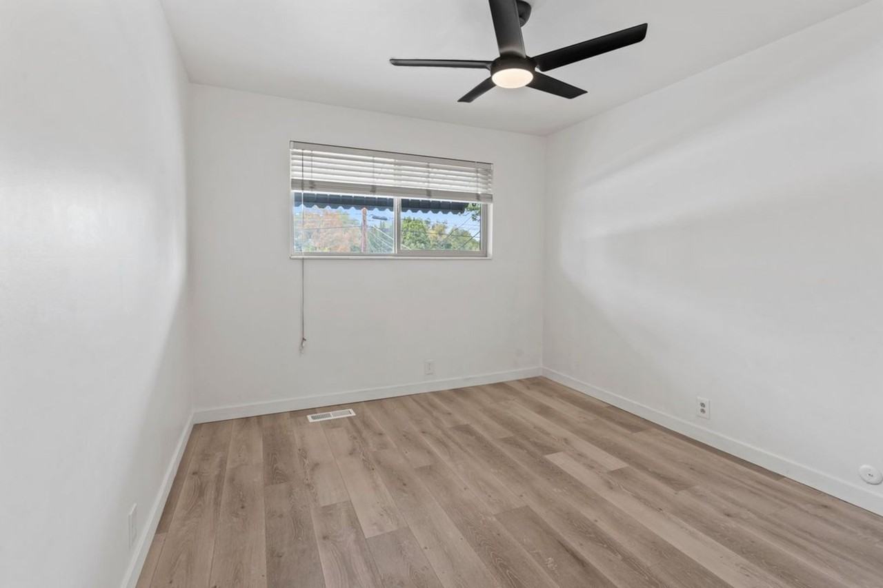 Green Street Apartments - Photo 6 of 29