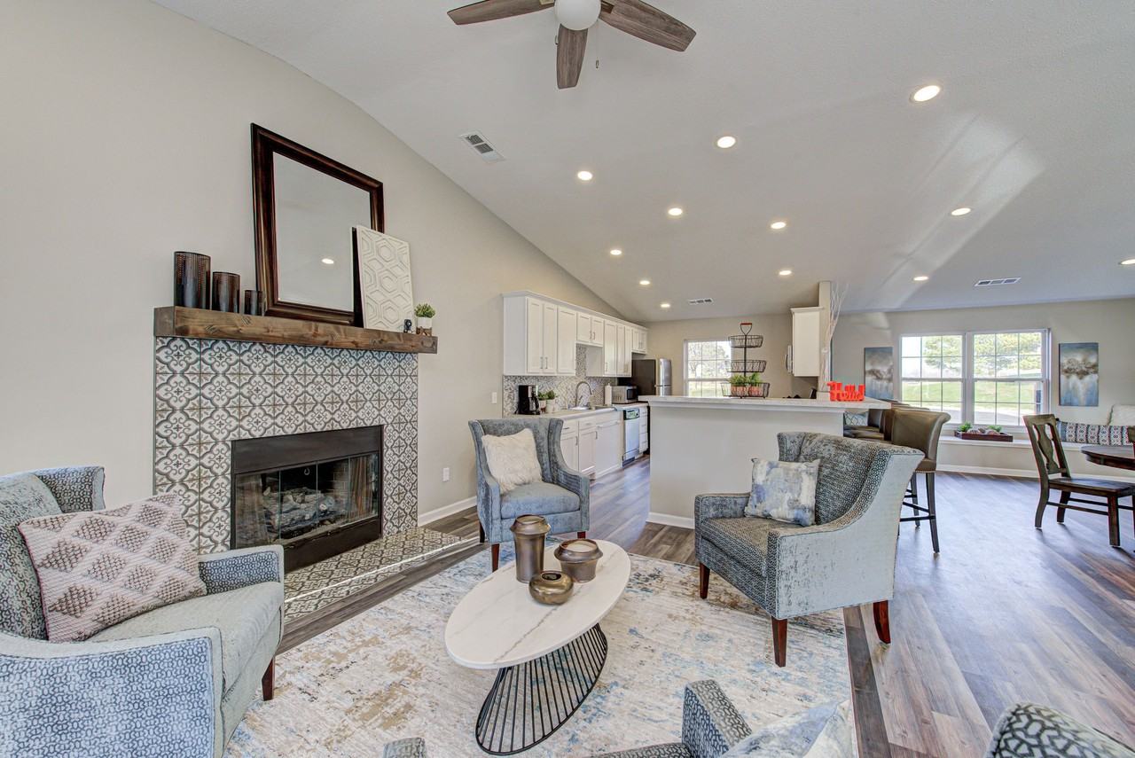 Washington Village Apartments - Photo 4 of 37