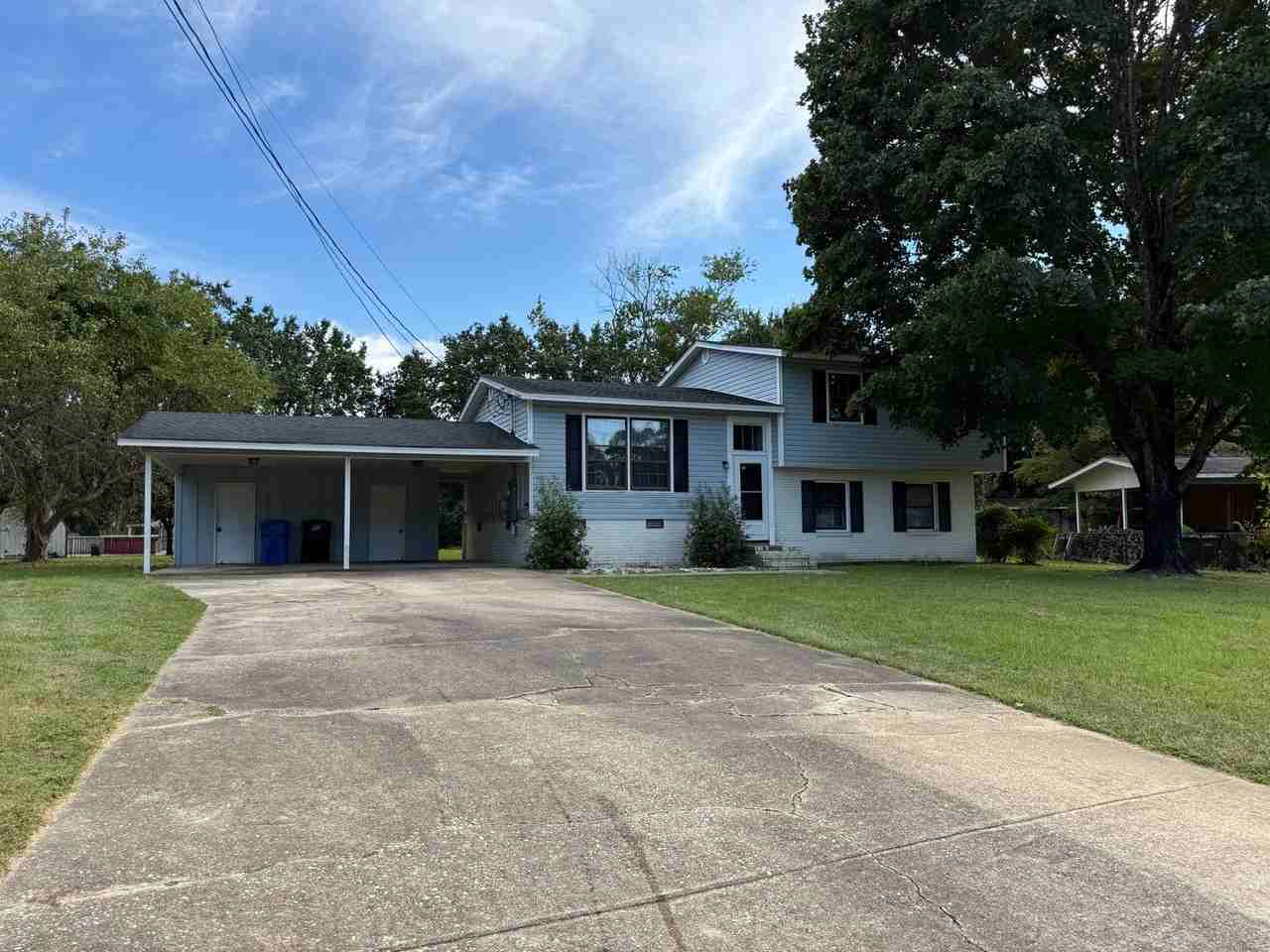 4825 Inverness Dr - Photo 2 of 18