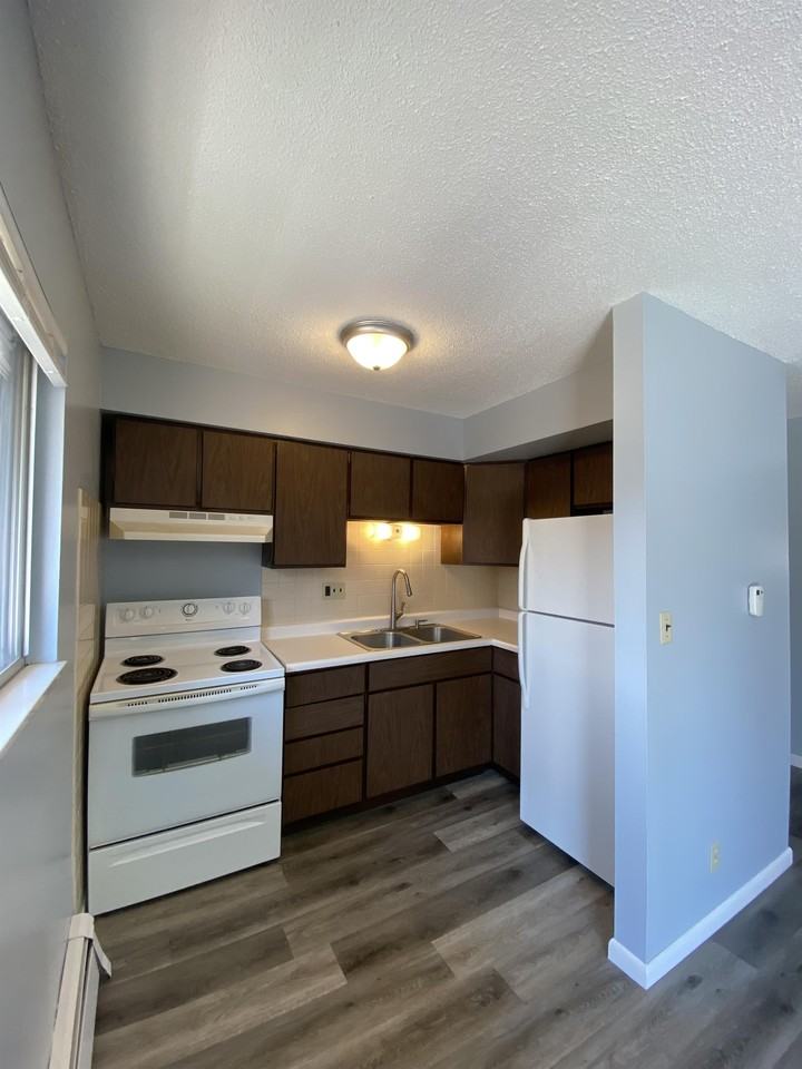 616 South New Street - Photo 3 of 13