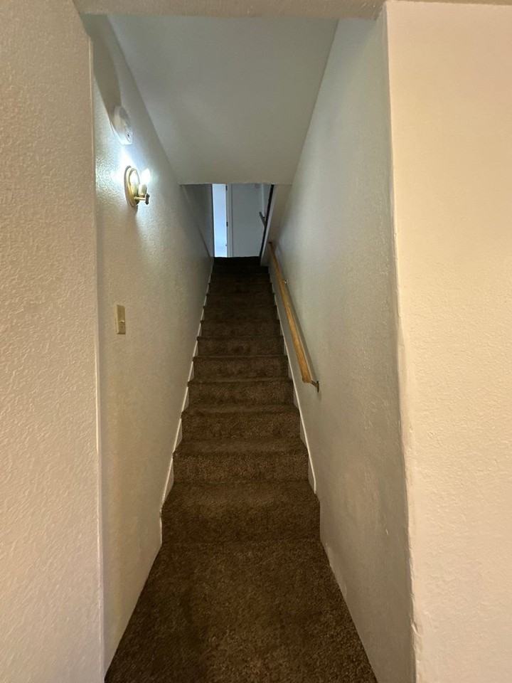 1545 Crescent Avenue - Photo 7 of 23