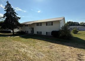 7305 N Moberly Dr #D - Photo 1 of 1