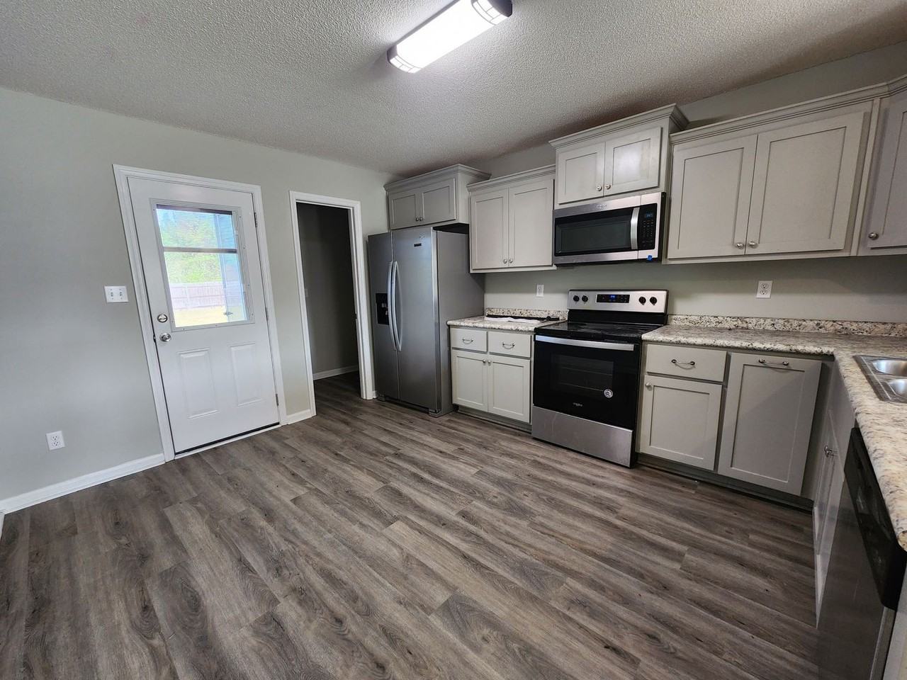 1566 San Bernardino Way - Photo 3 of 11