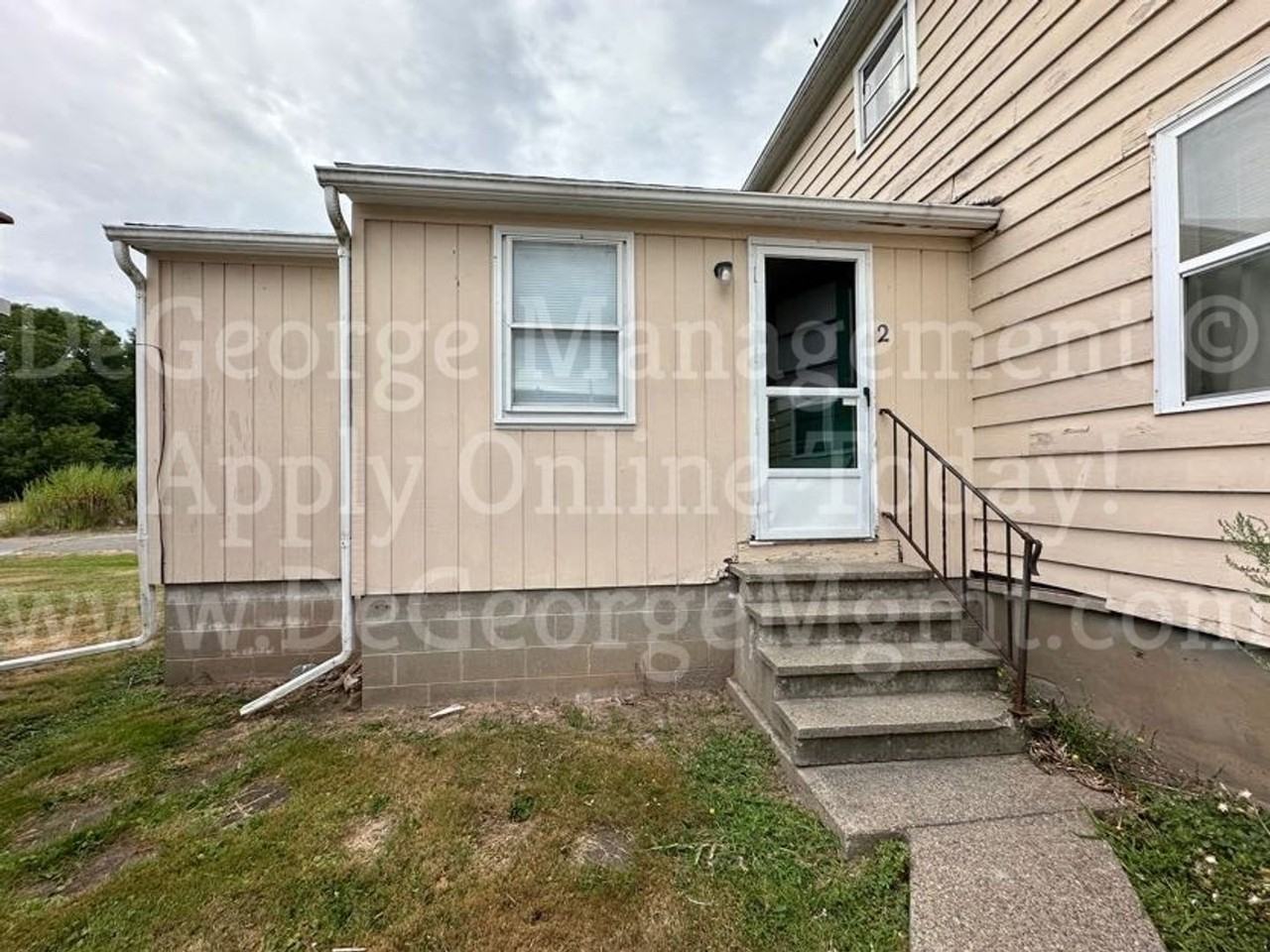 East Union - Photo 3 of 30