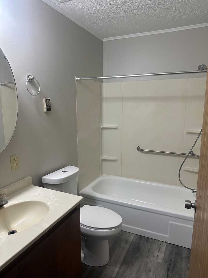 405 N Main St #A2 - Photo 2 of 5