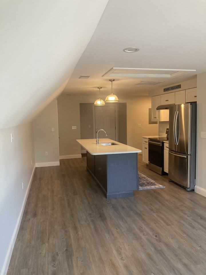 15 Woodbridge Rd - Photo 3 of 8