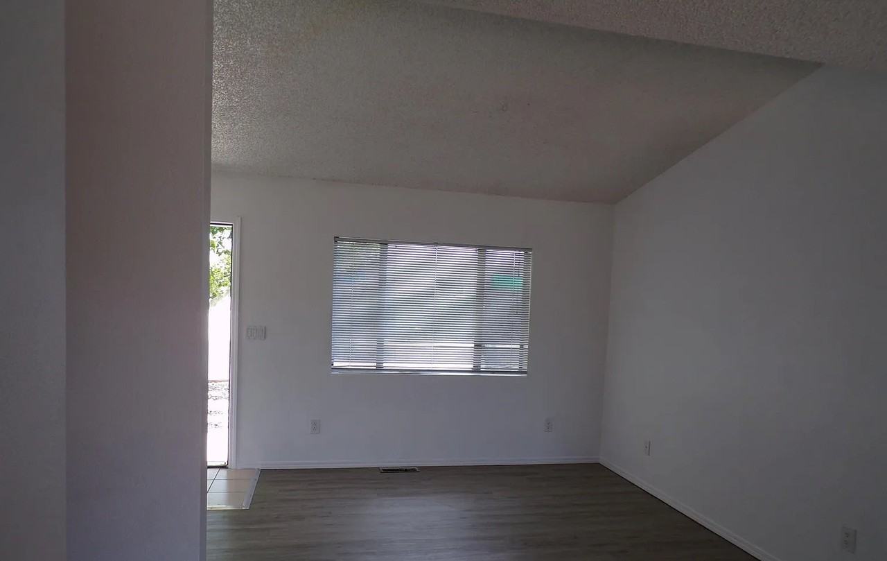 6400 E Copper Hill Dr #D - Photo 4 of 9